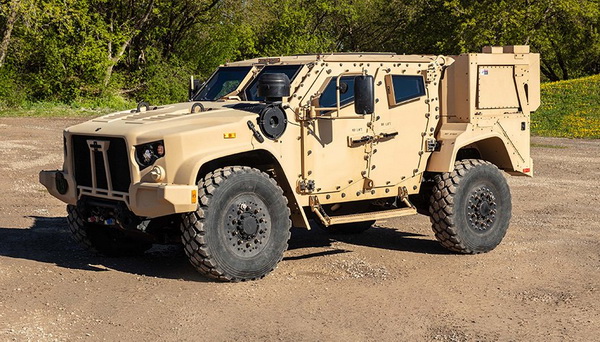 Oshkosh_JLTV_новый размер.jpg