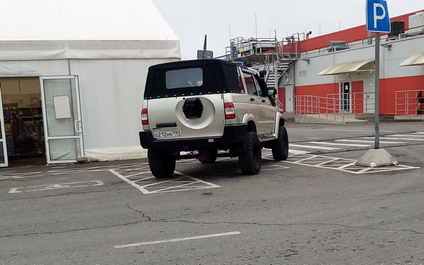 UAZ_krut458_новый размер.jpg